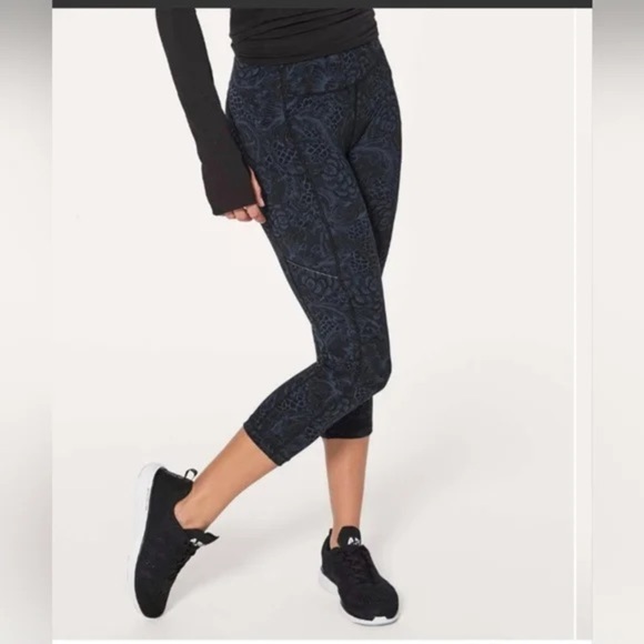 Lululemon Athletica Women's Speed Up Crop 21" Legging In Nouveau Mach Size 4 - Picture 4 of 12